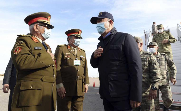 زيارات متكررة لوزير الدفاع التركي إلى ليبيا