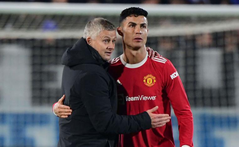 النجم البرتغالي لقيادة يونايتد بالقرب من الصدارة