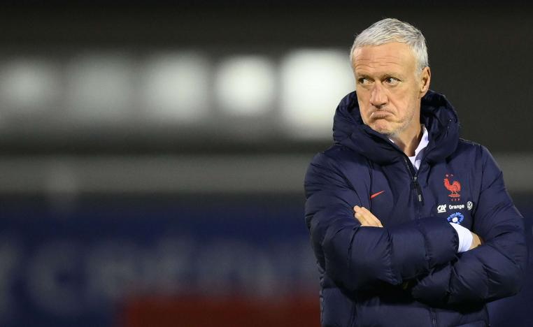 فرنسا في اختبار سهل 