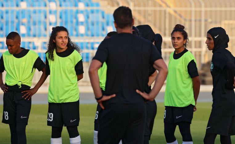 اختيار لاعبات ليشكلن أساس المنتخب الوطني 