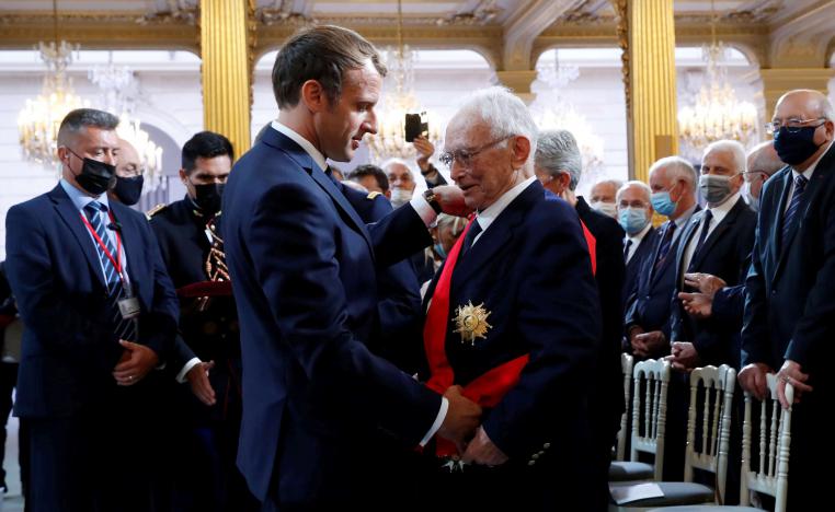 تكريم ماكرون للحركيين يذهب إلى ابعد من مجرد الاعتذار