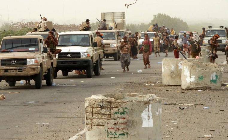 قوات الحكومة تتقدم بعد ان فتح الحوثيون عدة جبهات قتال جنوب الحديدة