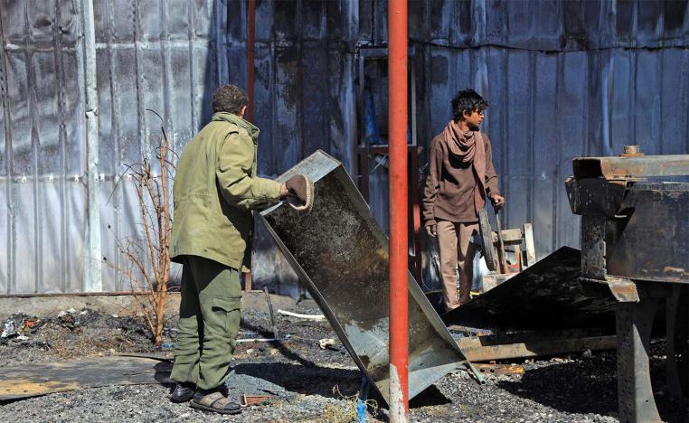 The coalition's air strikes on Houthis' military targets continue