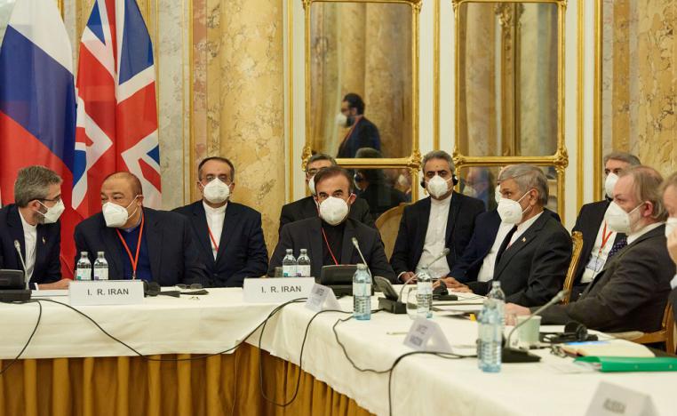 الوفد الإيراني المفاوض يتمسك بشرط رفع كل العقوبات دفعة واحدة
