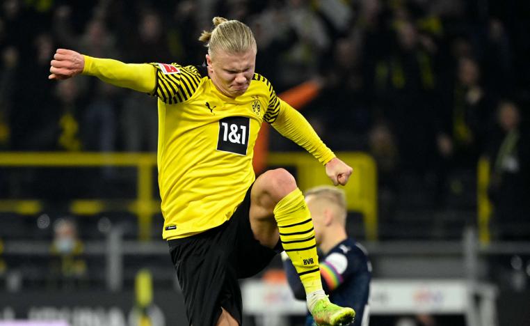 هالاند يتابع هويته التهديفية