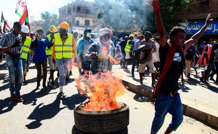 دول غربية حذرت من استهداف اللمحتجين