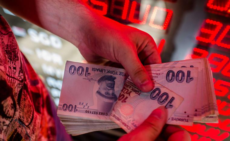 الليرة التركية فقدت 44 بالمئة من قيمتها العام الحالي