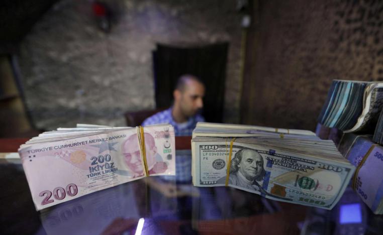 سياسات اردوغان اضرت بالليرة التركية