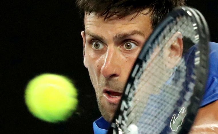 لاعب التنس الصربي مطالب باثبات احقيته في الاعفاء الطبي