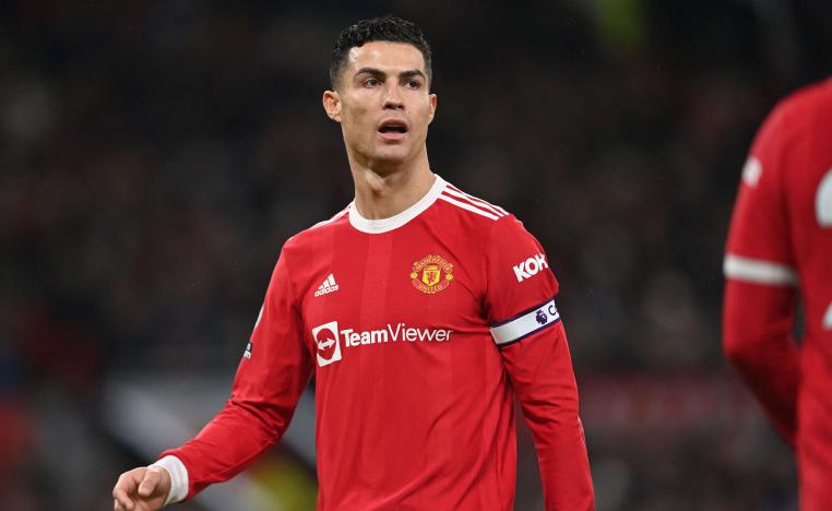 النجم البرتغالي لا يرى إلا أحد المركز الثلاثة ليونايتد