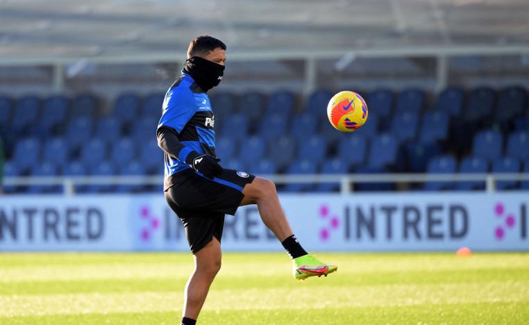 لاعب كرة قدم