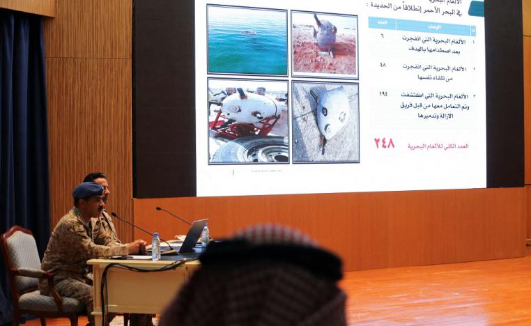 ميناءي الصليف والحديدة تحولا الى اهداف عسكرية مشروعة