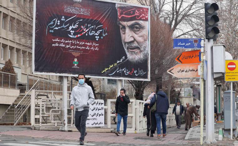 جدارية وسط طهران لقاسم سليماني