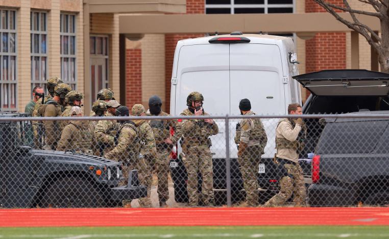 الرهائن خرجوا جميعا سالمين