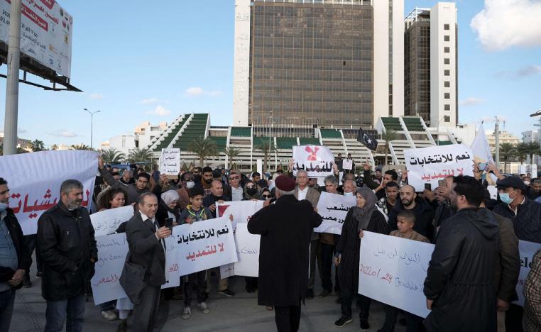 الليبيون يشعرون بالاحباط بعد تأجيل طويل للانتخابات