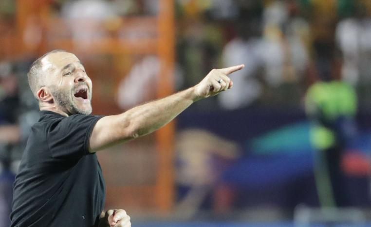 المدرب المخضرم يثق في خياراته على خلفية استبعاده بعض الاسماء واستدعاء آخرين