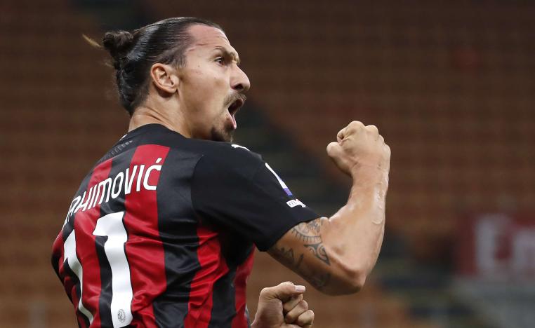 زلاتان لم يكشف عن مستقبله بعد