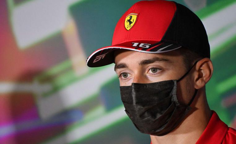 سائق فيراري يتابع تألقه على الحلبات