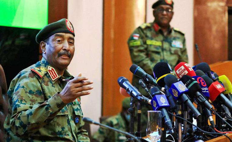 الضغوط الغربية تدفع مجلس السيادة لقبول المبادرة الاممية الافريقية