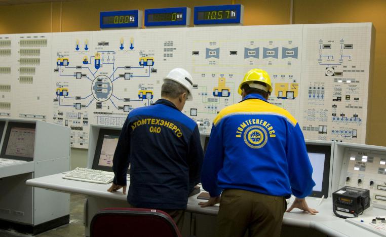 لافروف: التعاون مضمون مع ايران خصوصا في محطة بوشهر