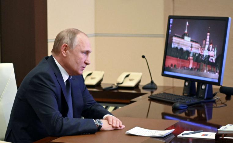 بوتين يتعهد بالصمود في وجه العقوبات الغربية