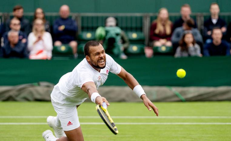 لاعب التنس الفرنسي لم يعد قادراً على المضي قدماً
