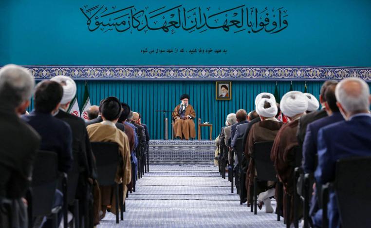 المرشد الأعلى علي خامنئي في لقاء مع المسؤولين في طهران
