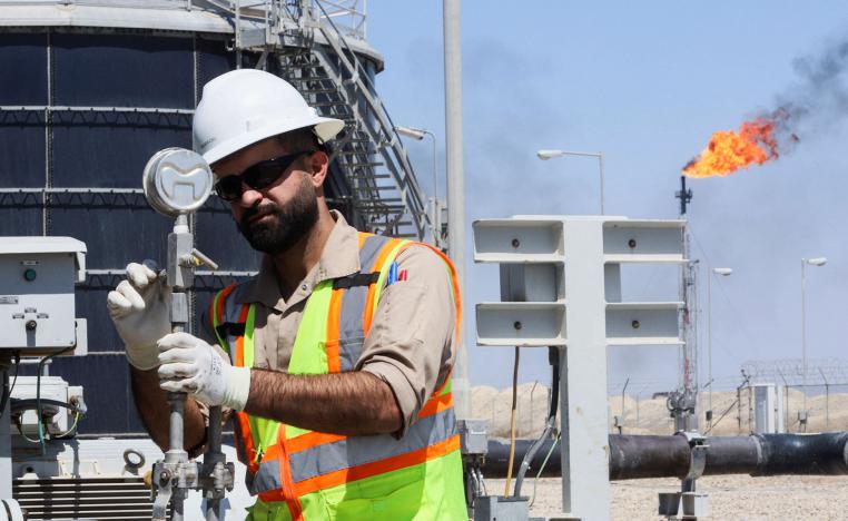 العراق يبيع النفط بمعدل 110 دولارات للبرميل