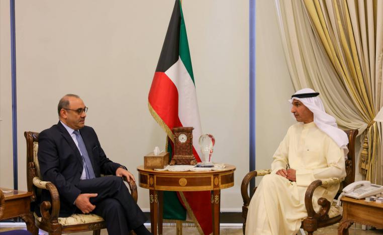نائب وزير الخارجية الكويتي يبلغ السفير العراقي استهجان ورفض الكويت لتصريحات الحيدري