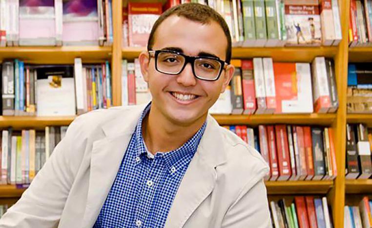 البرازيلي رافاييل مونتيز 