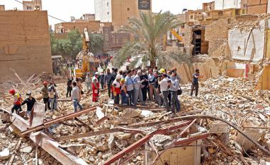 اعتقال موظفين حاليين وسابقين بعد انهيار مبنى تحوم حوله شبهات فساد