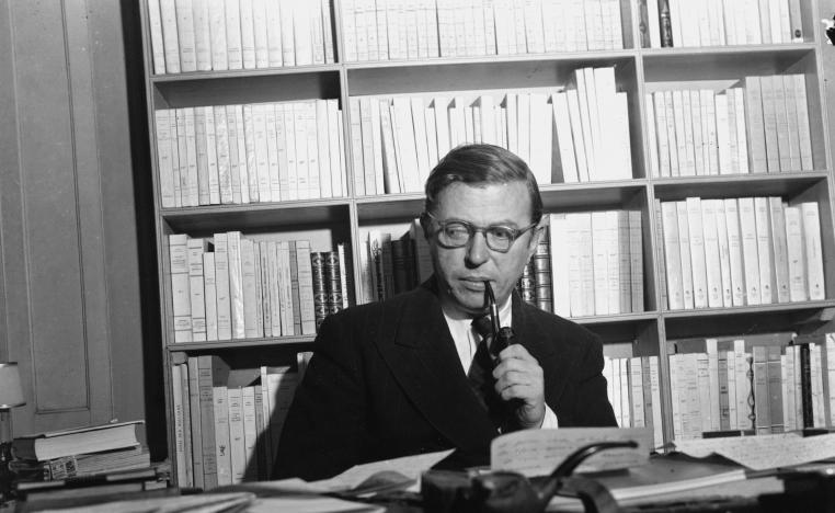 الفيلسوف الفرنسي الوجودي جون بول سارتر