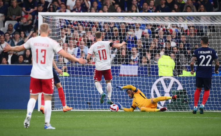 المنتخب الدنماركي يسقط 'الديوك' على ارضه وبين جماهيره