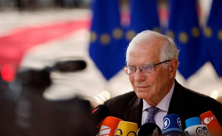 بوريل في طهران في زيارة هدفها دفع إيران للعودة لمفاوضات فيينا