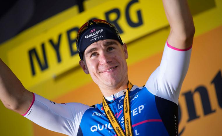 الدراج الهولندي يحقق الفوز الثاني لفريقه ستيب ألفا فينيل