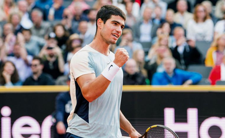 لاعب التنس الاسباني يفوز في مباراة ماراتونية استمرت 3 ساعات بمواجهة الإيطالي جوليو زيبييري