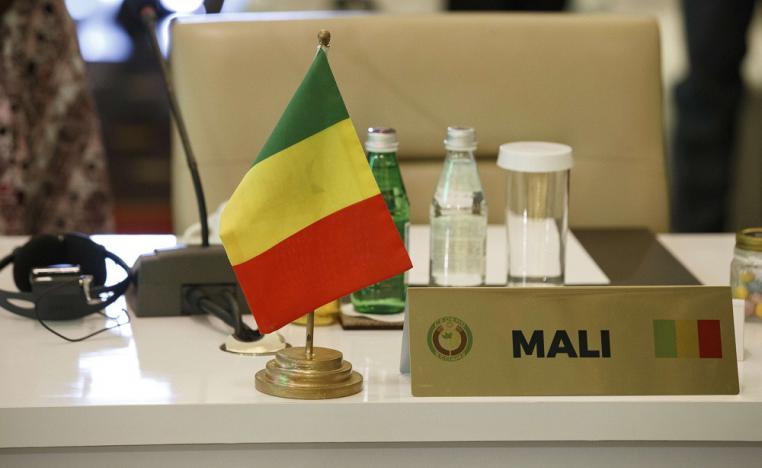 قرار رفع العقوبات عن مالي يفك تدريجيا عزلتها اقليميا