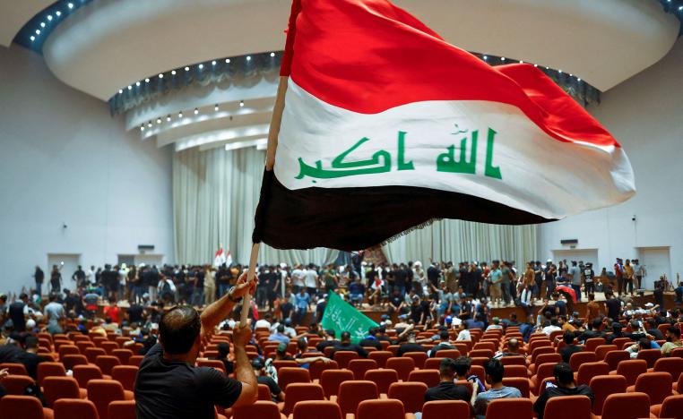 البرلمان ممتلئ بمؤيدي الصدر بعد استقالة النواب