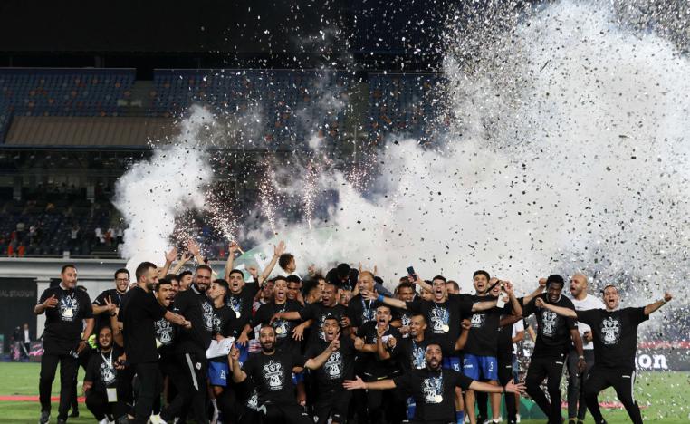 فريق 'القلعة البيضاء' يحتفل باللقب صورة ارشيفية