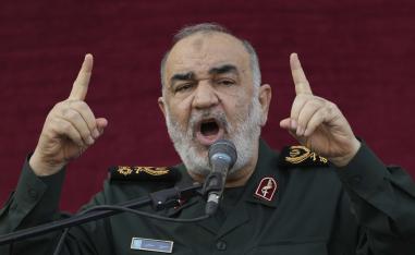 قائد الثوري الإيراني يعتبر أن نقطة ضعف إسرائيل في المعركة البرية