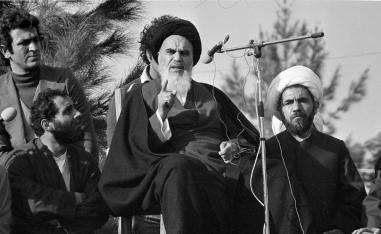 الفتاوى لا تزول مع الزمن ونادرا ما يتم الرجوع عنها