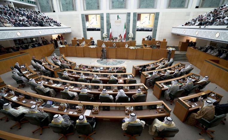 حل البرلمان الكويتي خطوة في سياق اعادة ترتيب البيت السياسي بعد أزمة مستعصية