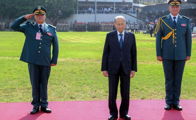 الرئيس اللبناني ميشال عون مع قائد الجيش جوزيف عون