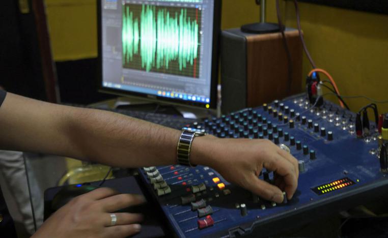 راديو في صنعاء