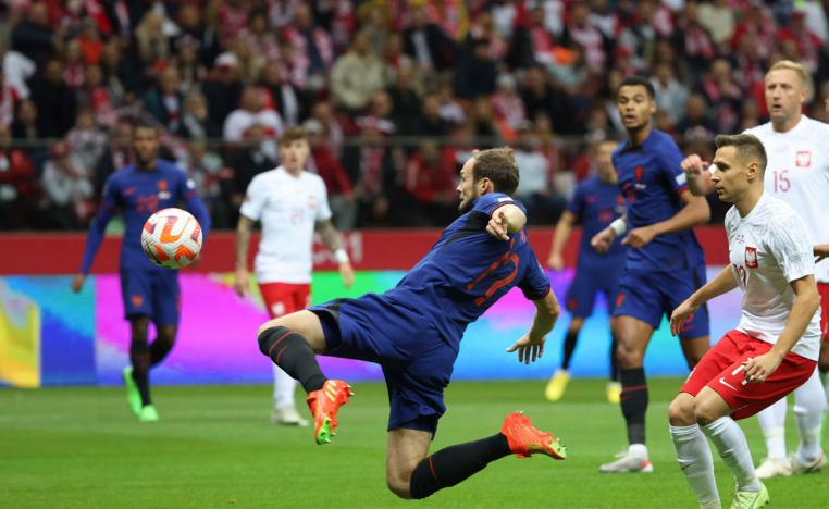  نقطة واحدة تفصل هولندا عن المربع الذهبي