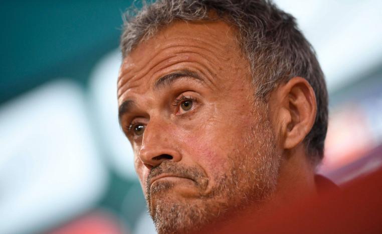 منتخب 'لا روخا' لحصد النقاط الثلاث على ارض البرتغال 