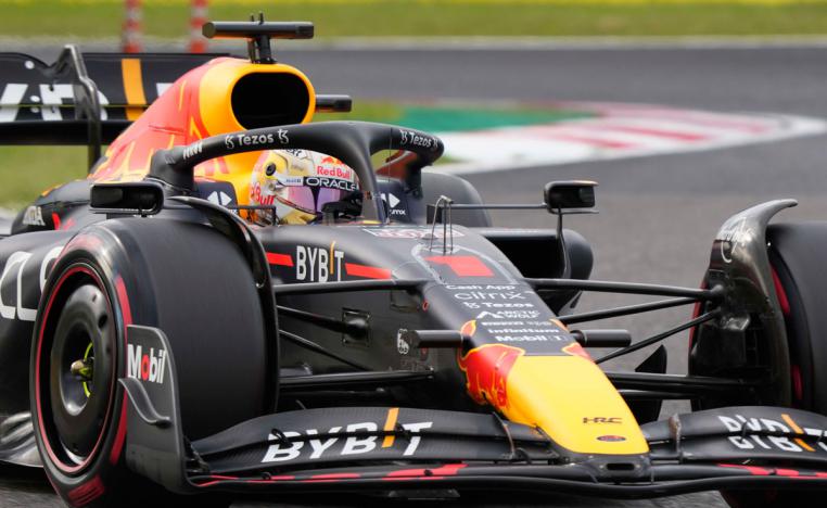 فيرستابن يحذر منافسيه في سباق اليابان