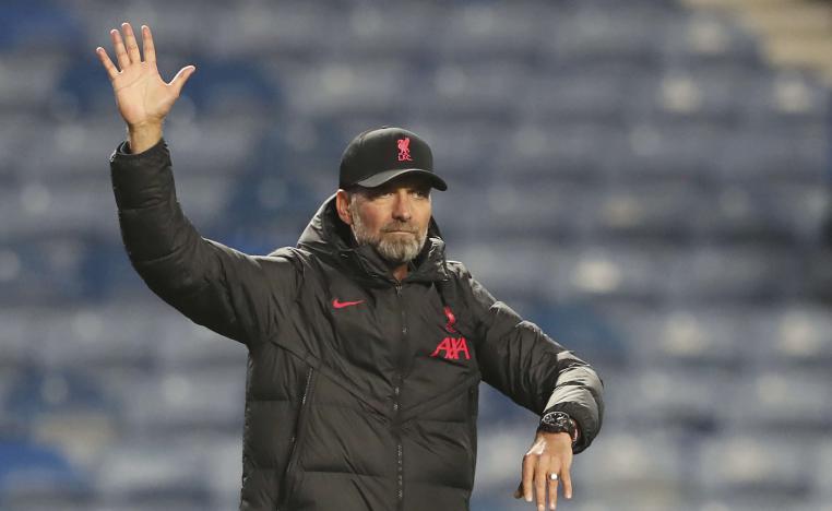 فريق 'الحمر' يتخلف بفارق 14 نقطة عن ارسنال المتصدر