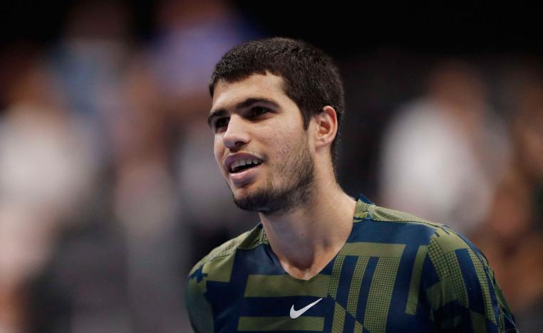 لاعب التنس الاسباني يتابع سلسلة انتصاراته على حساب مواطنة وصديقة بوستا