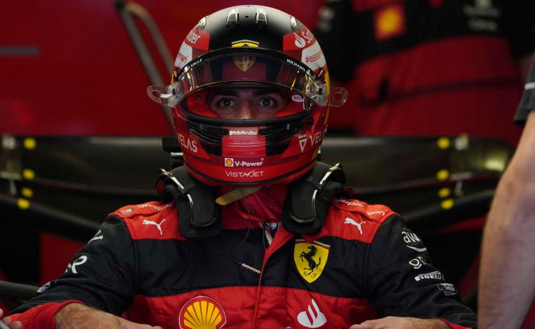 السائق الاسباني يتفوق على زميله من موناكو بفارق 0.046 ثانية